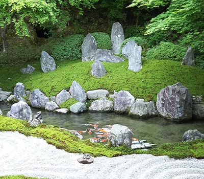 九山八海の庭